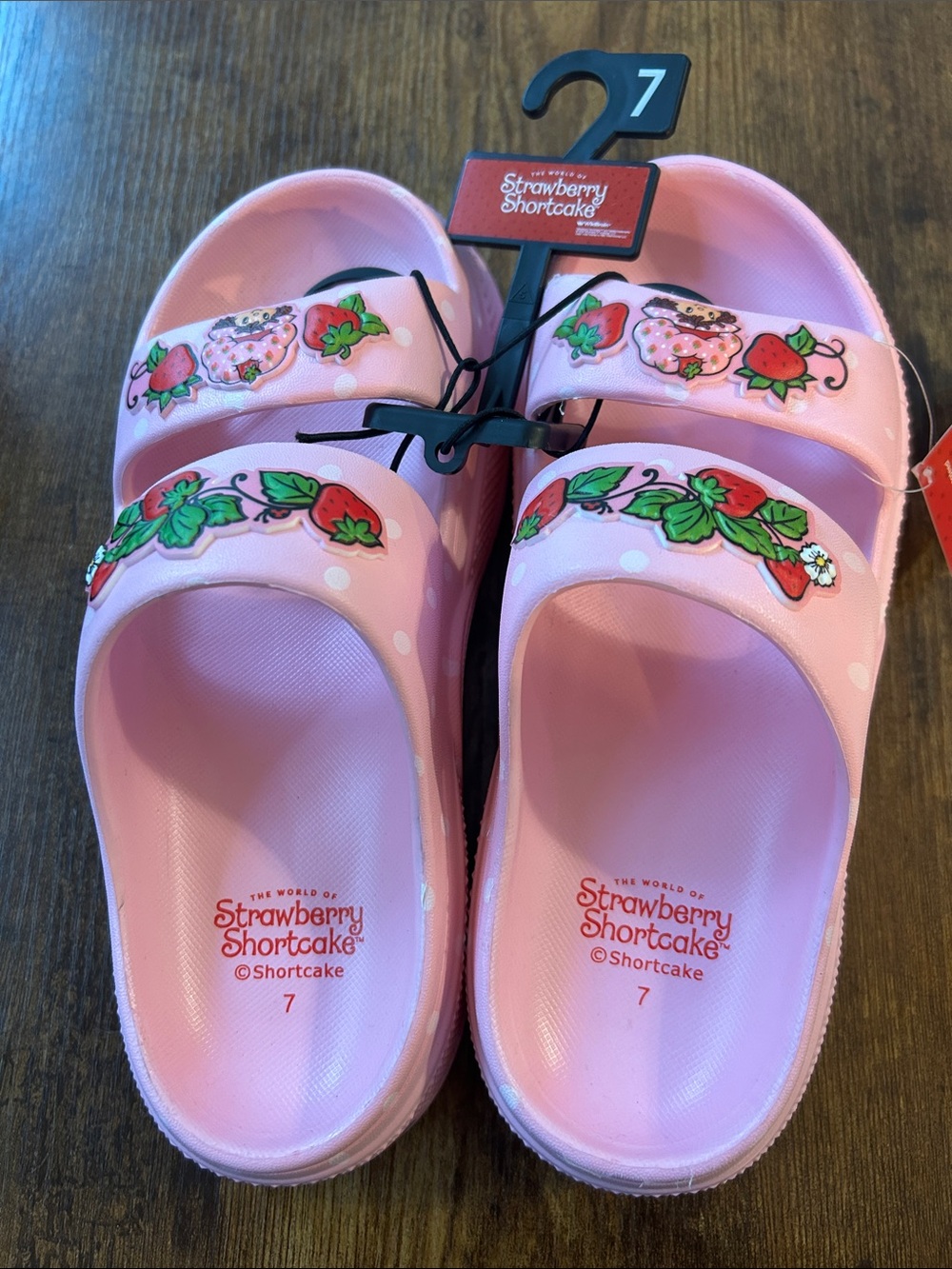 Women’s Strawberry Shortcake Platform Foam Sandals - Size 7